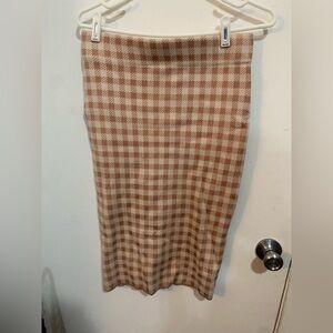 Ann Taylor Checkered Pencil Skirt in Beige